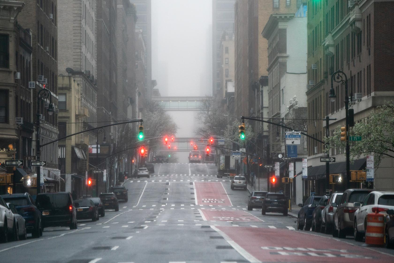 Празне улице Њујорка због вируса COVID-19, 29. март 2020. (Фото: REUTERS/Jeenah Moon)