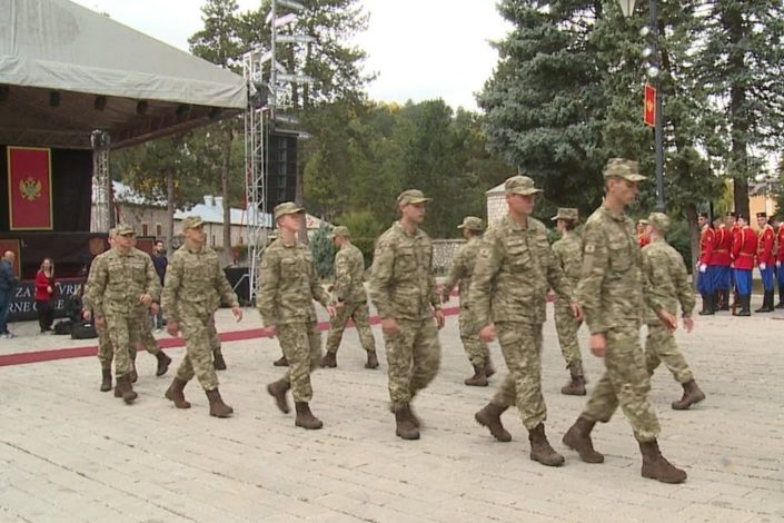 IN4S: Srbi u vojsci CG poslati kući do daljnjeg, najavljeni otkazi?