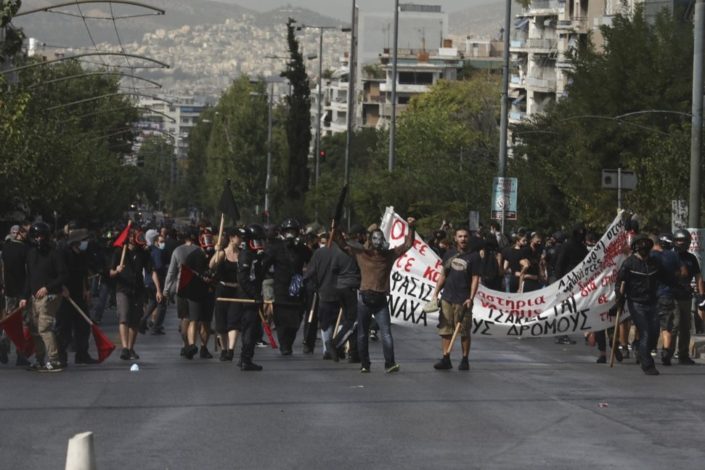 Hiljade Grka na protestu zbog sudske zabrane stranke Zlatna zora