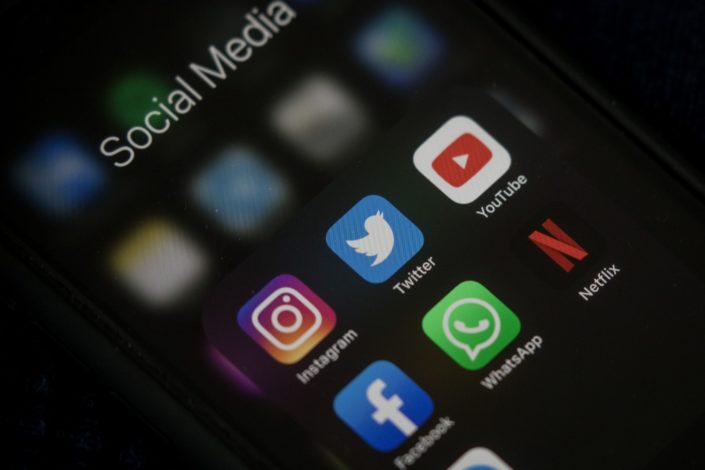 Poljska zakonom zabranjuje cenzuru Poljaka na društvenim mrežama