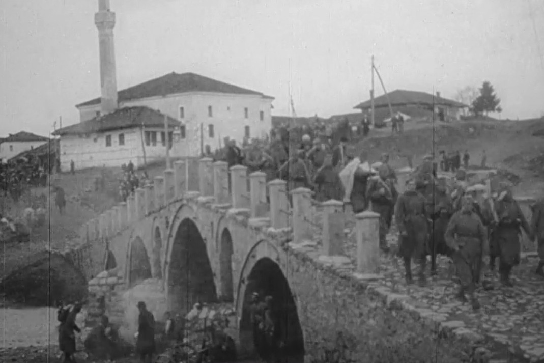 Scena iz filma „Golgota Srbije (1940)“ (Foto: Snimak ekrana/Vimeo/Jugoslovenska kinoteka)