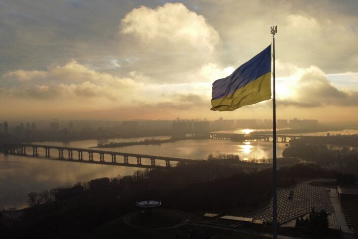 Kijev razmatra prekid odnosa sa Moskvom, Zapad optužuje Rusiju