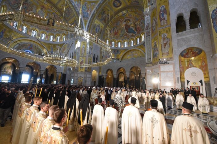 Служена литургија помирења; Архиепископ Стефан: Надамо се аутокефалности
