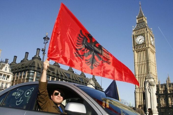 Britanski ministar: Albancima zabraniti da podnose zahtev za azil