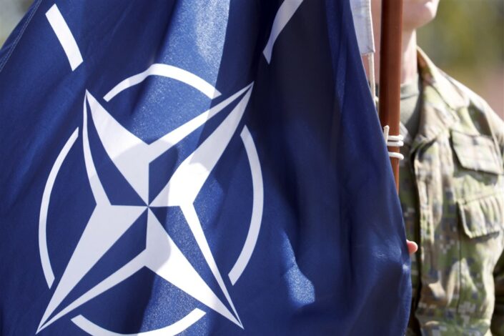 Boji li se NATO rata ili mira?