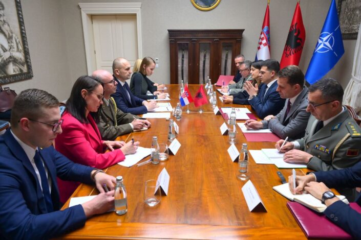 Antisrpska balkanska potkovica