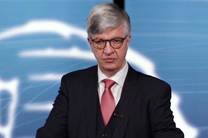 Nemačka desnica između rajha i republike